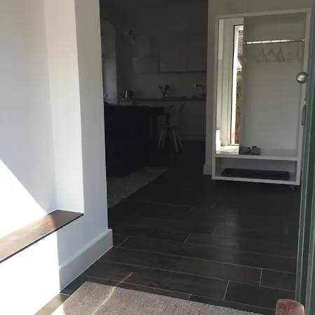 Alte Schule Wachenheim Im Zellertal * Wachenheim an der Weinstraße