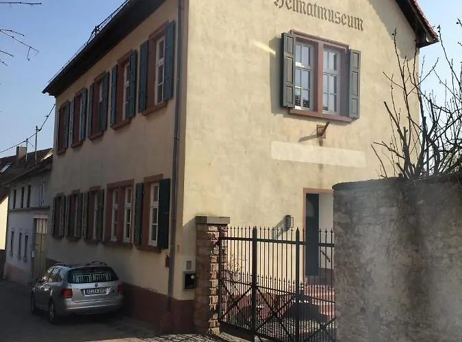 Alte Schule Wachenheim Im Zellertal *